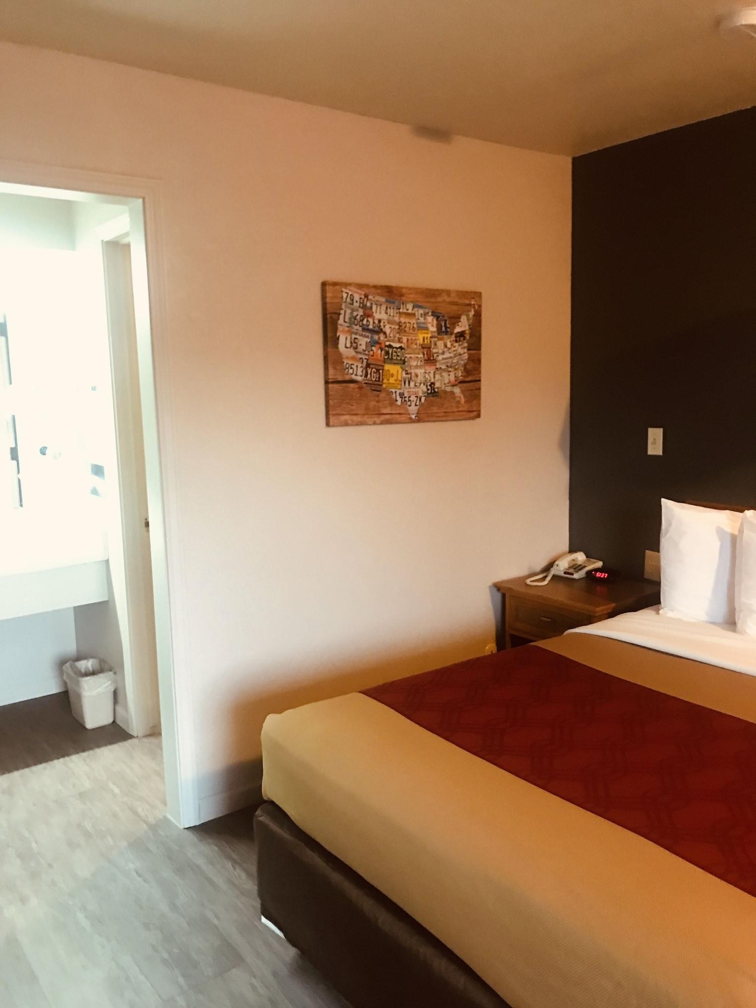 Econo Lodge University Lawrence Esterno foto