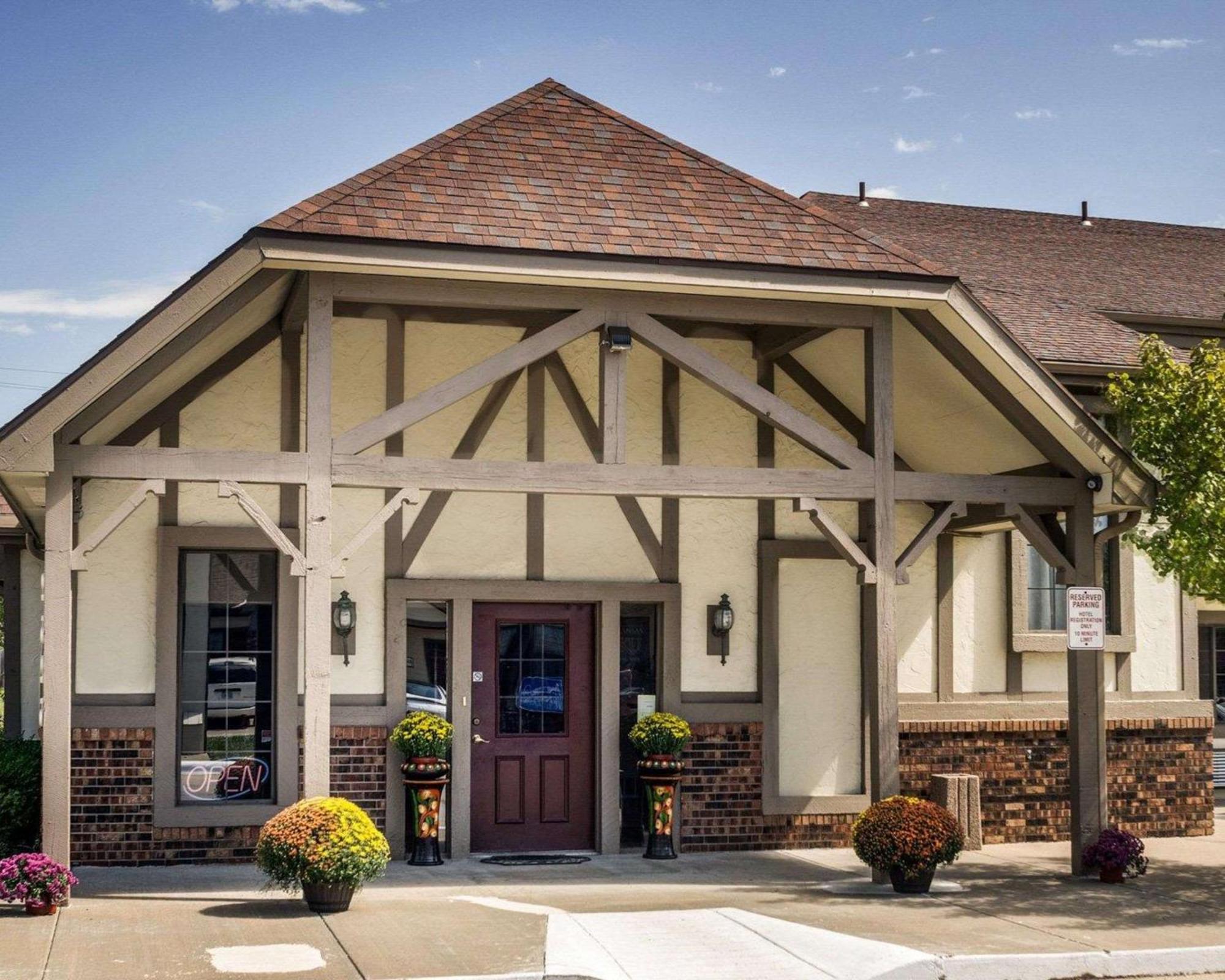 Econo Lodge University Lawrence Esterno foto